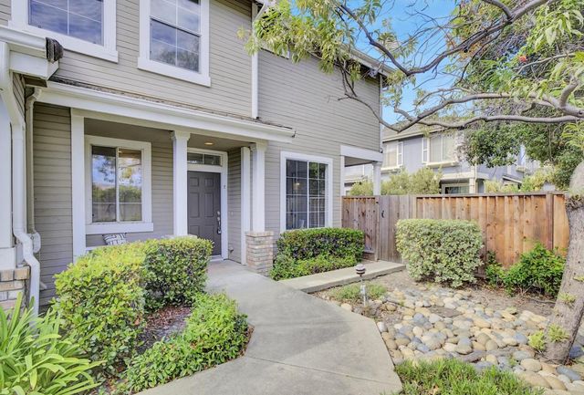 7 Crystal Court, Milpitas, CA 95035