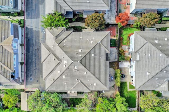 7 Crystal Court, Milpitas, CA 95035