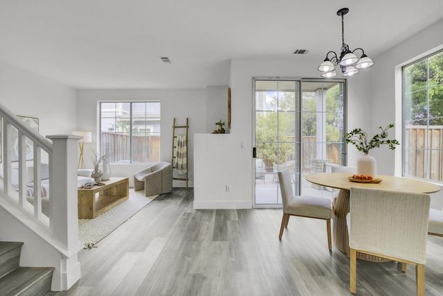 7 Crystal Court, Milpitas, CA 95035