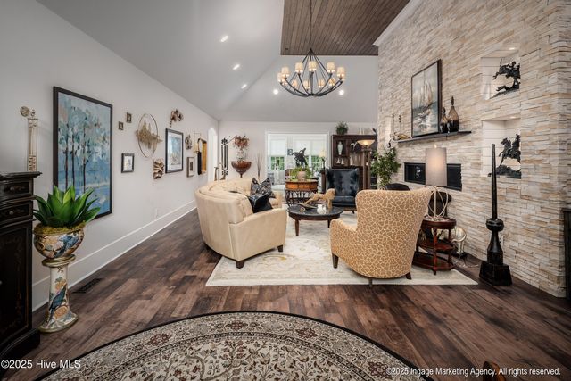 2000 Cornerstone Drive, Winterville, NC 28590