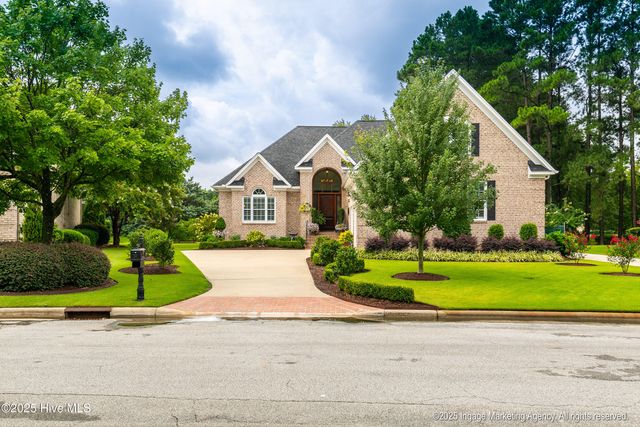 2000 Cornerstone Drive, Winterville, NC 28590