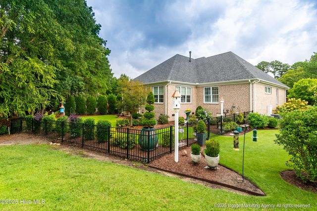 2000 Cornerstone Drive, Winterville, NC 28590