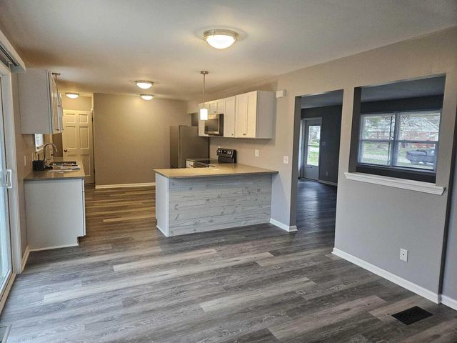 4805 St Regis DRIVE, Mount Pleasant, WI 53403