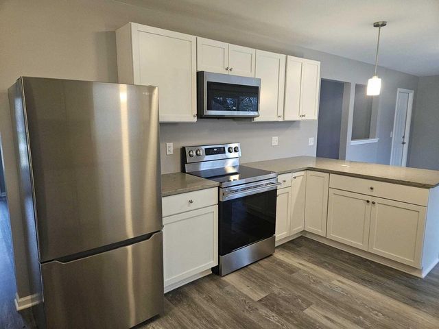 4805 St Regis DRIVE, Mount Pleasant, WI 53403