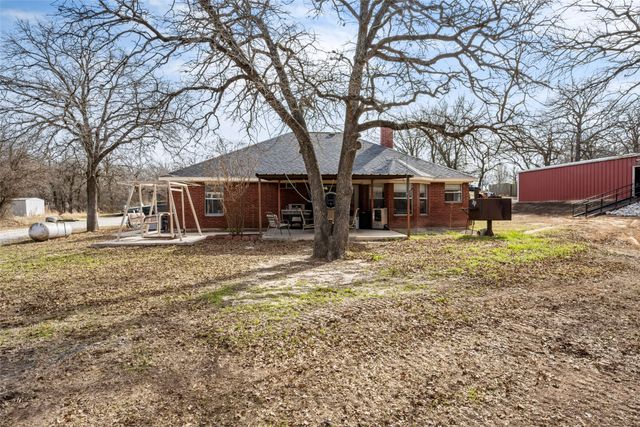 7698 Fm 920, Poolville, TX 76487