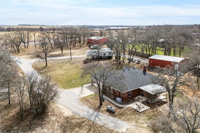 7698 Fm 920, Poolville, TX 76487