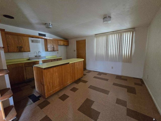 2008 E 26 ST, Yuma, AZ 85365