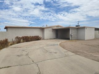 2008 E 26 ST, Yuma, AZ 85365