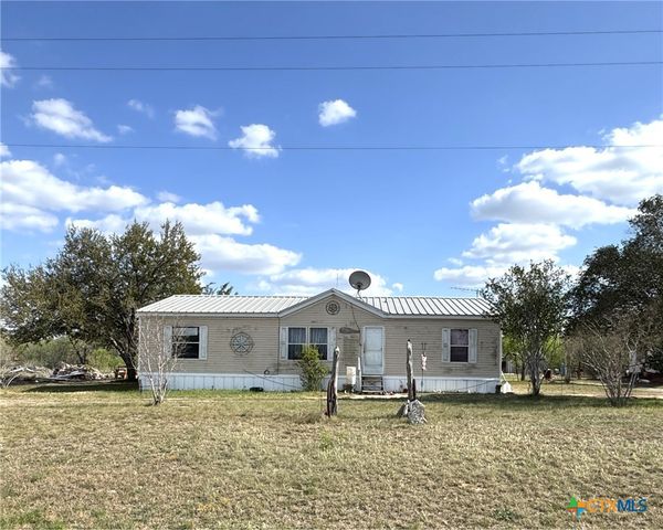 1255 Mt Pleasant Road, Kingsbury, TX 78638
