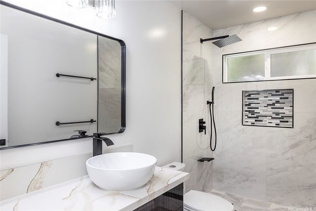 839 Oneawa Street, Kailua, HI 96734