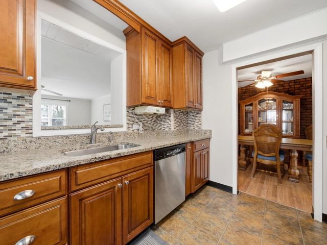 504 N Laverne Avenue, Hillside, IL 60162