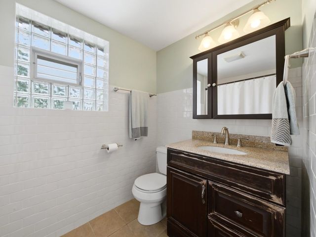 504 N Laverne Avenue, Hillside, IL 60162