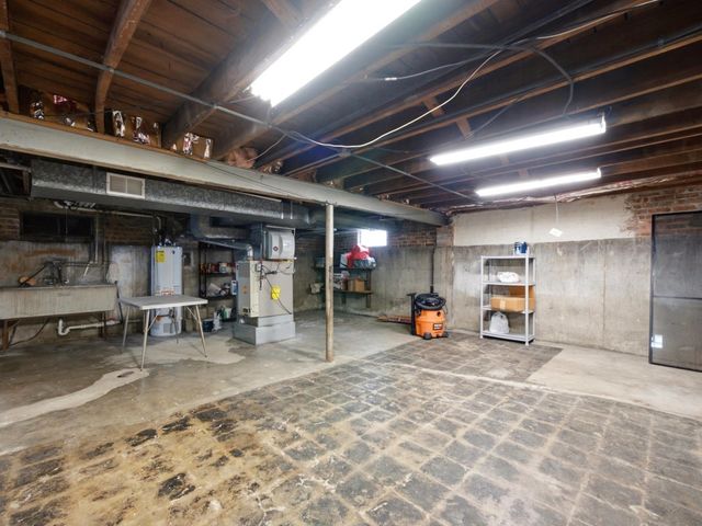 504 N Laverne Avenue, Hillside, IL 60162