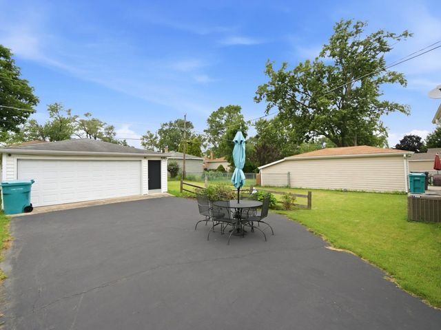 504 N Laverne Avenue, Hillside, IL 60162