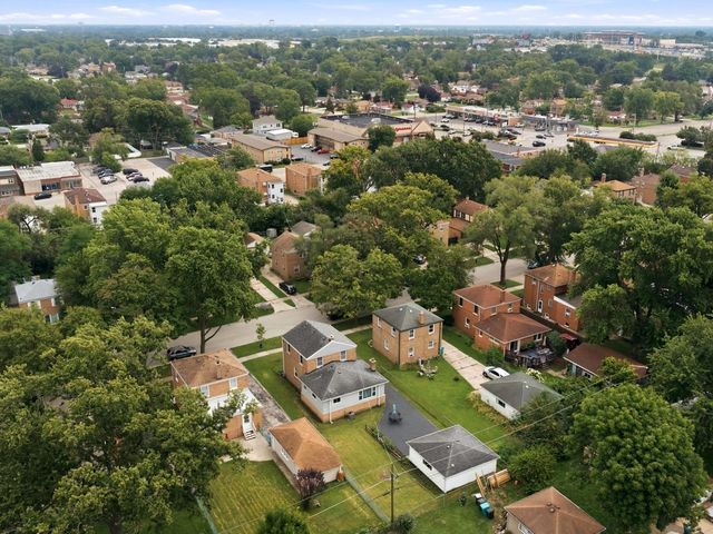 504 N Laverne Avenue, Hillside, IL 60162