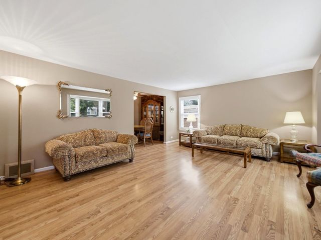 504 N Laverne Avenue, Hillside, IL 60162