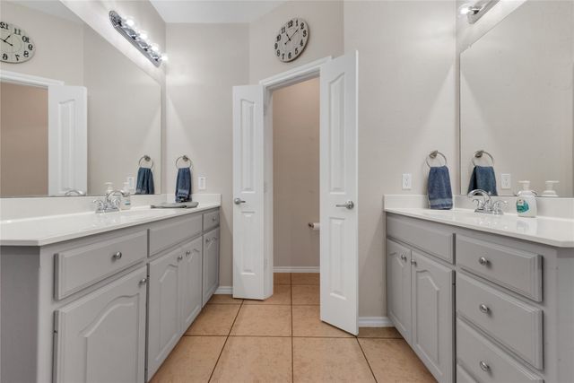 509 Flintwood Lane, Arlington, TX 76002