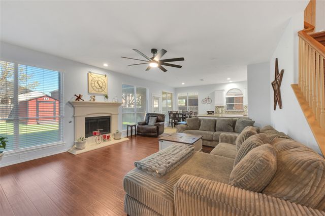 509 Flintwood Lane, Arlington, TX 76002