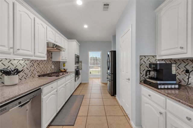 509 Flintwood Lane, Arlington, TX 76002