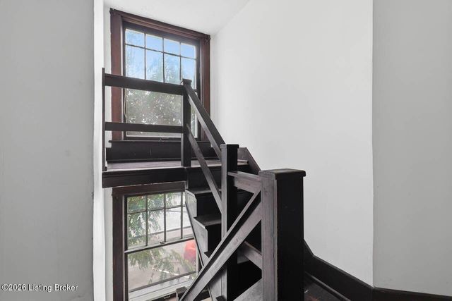 2008 Murray Ave APT 4, Louisville, KY 40205