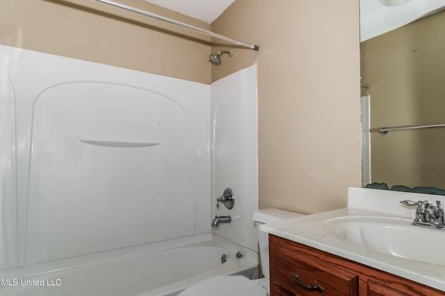 6677 Kentbrook Drive, Horn Lake, MS 38637