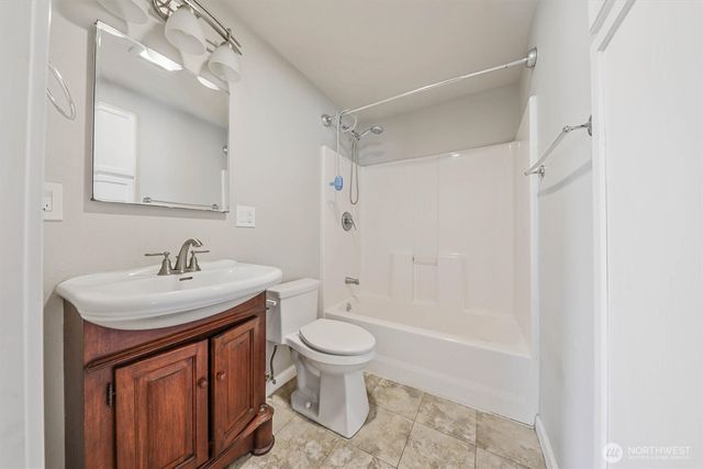 17417 11th Avenue E, Spanaway, WA 98387