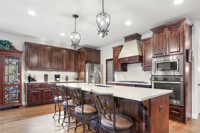 229 W 128th Place S, Jenks, OK 74037