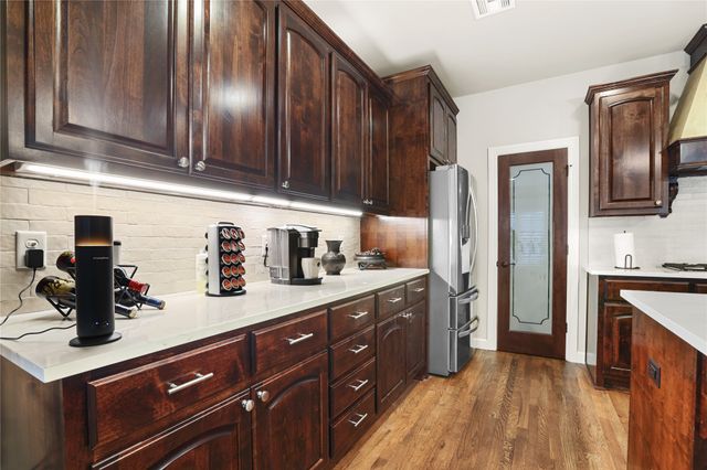 229 W 128th Place S, Jenks, OK 74037