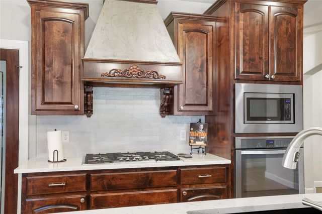 229 W 128th Place S, Jenks, OK 74037