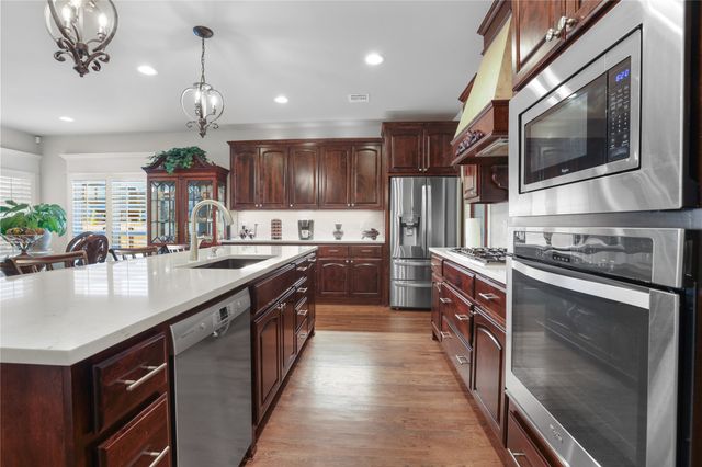 229 W 128th Place S, Jenks, OK 74037