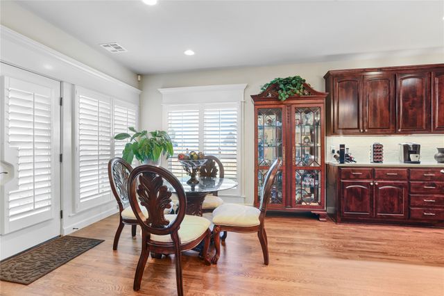 229 W 128th Place S, Jenks, OK 74037