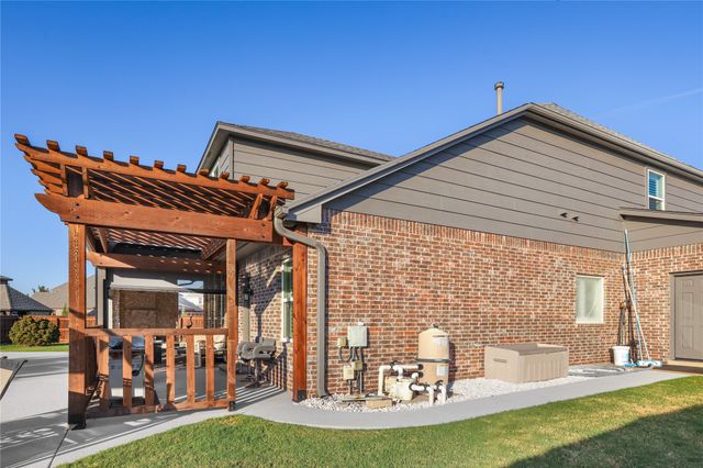 229 W 128th Place S, Jenks, OK 74037