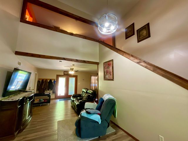 67 Pine Mountain Road, Campton, KY 41301
