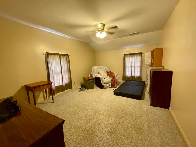 67 Pine Mountain Road, Campton, KY 41301