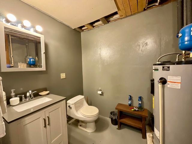 67 Pine Mountain Road, Campton, KY 41301