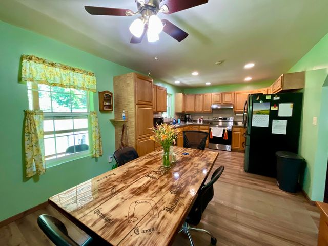67 Pine Mountain Road, Campton, KY 41301