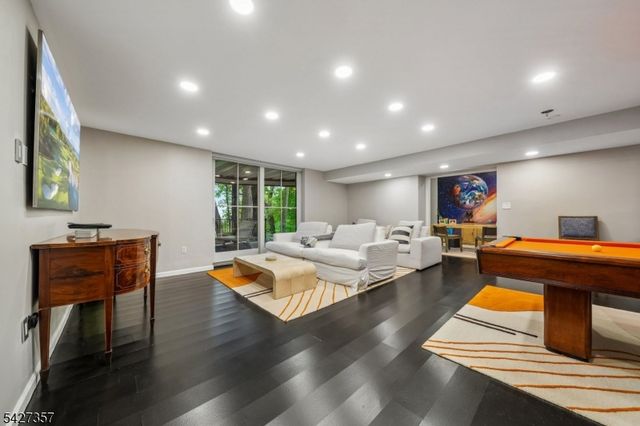 3 Kips Ridge C0003, Montclair Twp., NJ 07042