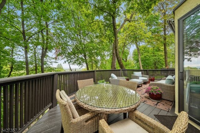 3 Kips Ridge C0003, Montclair Twp., NJ 07042