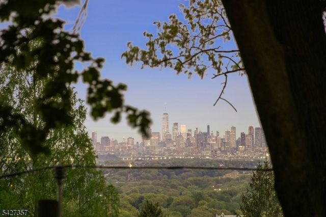 3 Kips Ridge C0003, Montclair Twp., NJ 07042