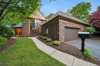 3 Kips Ridge C0003, Montclair Twp., NJ 07042