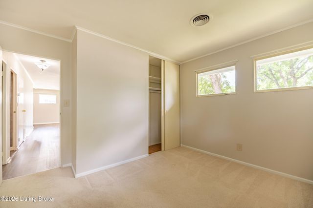 3620 Johnston Way, Louisville, KY 40220