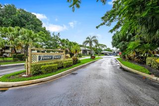 522 Trace Circle 102, Deerfield Beach, FL 33441