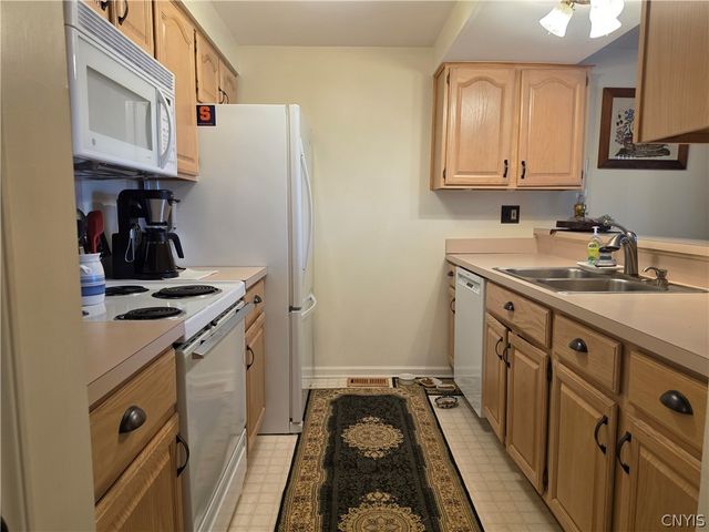 6147 Diffin Road, Cicero, NY 13039
