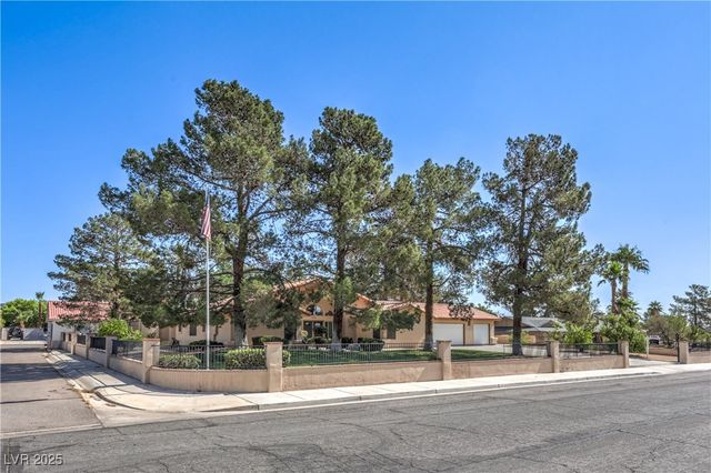 7460 Buckskin Avenue, Las Vegas, NV 89129