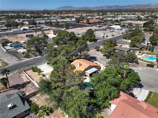 7460 Buckskin Avenue, Las Vegas, NV 89129