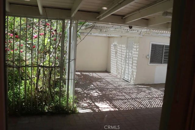 18616 Lassen Street, Northridge, CA 91324