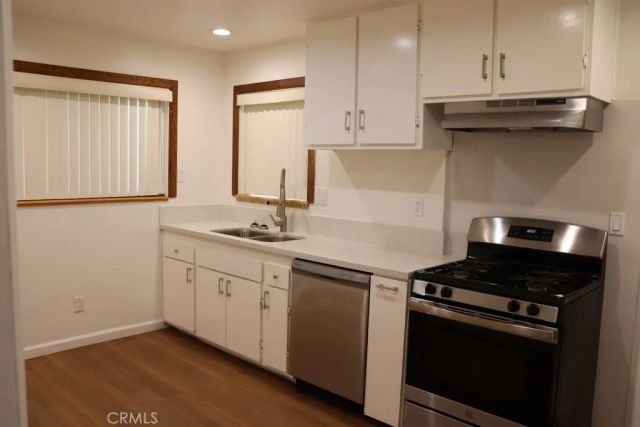 18616 Lassen Street, Northridge, CA 91324