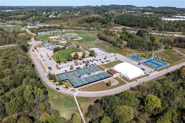 539 Captain Lee Boss Way, Cranberry Twp, PA 16066