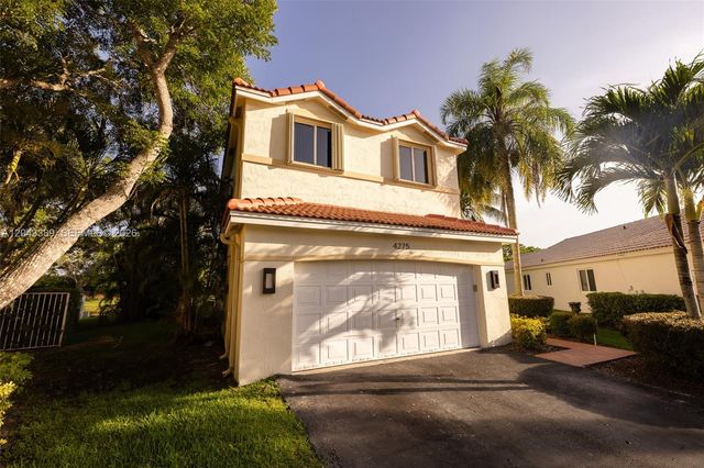 4275 Ironwood Court, Weston, FL 33331