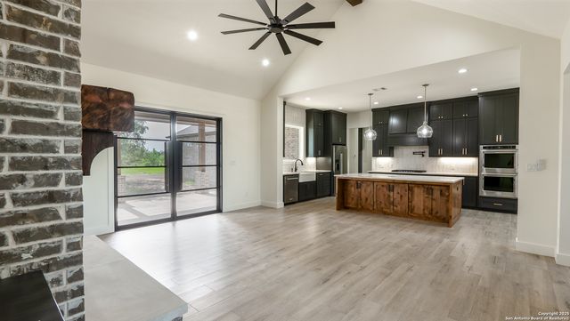 10017 Panther Creek, Iola, TX 77861